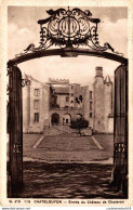 NÂ°7182 Z -cpa ChatelGuyon -entrÃ©e Du ChÃ¢teau De Chazeron- - Castles