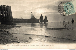 NÂ°7685 Z -cpa Boulogne Sur Mer -les Deux JetÃ©es- - Boulogne Sur Mer