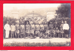 Milit-544A57  Carte Photo, Un Groupe De Militaires, Avec Leurs Armes,  Col N° 8 - Other & Unclassified