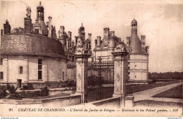 NÂ°13683 Z -cpa ChÃ¢teau De Chambord -l'entrÃ©e Du Jardin De Pologne- - Châteaux