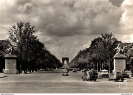 NÂ°14441 Z -cpsm Paris -voitures -citroen Ds, 4 Cv Et 2 Cv - Voitures De Tourisme