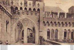 D46  ROCAMADOUR   Passage Conduisant De La Maison De Marie Au Tombeau De Saint Amadour .....( Carte Totalement Décollée - Rocamadour