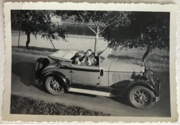 Photo Ancienne - Snapshot - Voiture Automobile Roadster Décapotable - Fanion Drapeau Tête De Mort - Automobiles