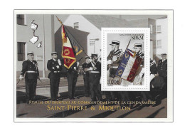 Saint-Pierre-et-Miquelon N° F 1226** Neuf Sans Charnière Représentation De Gendarmes Tenant Le Drapeau - Nuevos