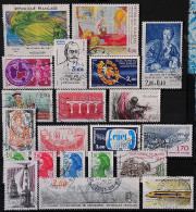 France 1984 - Lot De 21 Timbres N° 2300-2301-2302-2304-2305-2306-2307-2309-2312-2315-2316-2317-2318-2319-2320-2321..... - Gebraucht