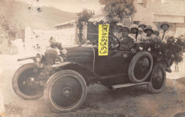 ROQUEFORT-la-BEDOULE (Bouches-du-Rhône) - Automobile Fleurie Devant La Poste - Carte-Photo - Other & Unclassified