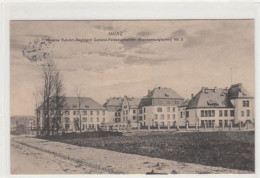 39094441 - Mainz. Kaserne Fuss-Art Regiment Gelaufen, Mit Stempel Von 1913. Marke Entfernt. Leichte Stempelspuren, Leic - Mainz