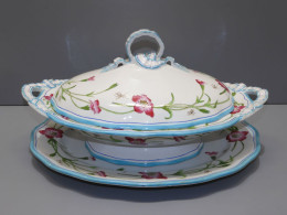 -JOLI ANCIEN LEGUMIER PORCELAINE ANGLAISE AVEC SON PLAT De Présentation XIXe      E - Non Classés