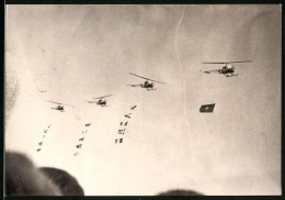 Fotografie Hubschrauber Bell Der Luftwaffe Mit Fahnen Der Nato & Ihrer Mitgliedsstaaten  - Krieg, Militär