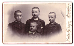 Fotografie Frida Nylander, Söderköping, Vier Brüder In Ihren Sonntagsanzügen  - Anonymous Persons