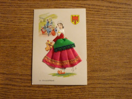 Carte Brodée "En Auvergne" - Jeune Femme Costume Brodé/Tissu - 10,5x15cm Env. - Ricamate