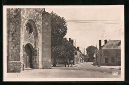 CPA Cerdon-du-Loiret, Place De L`Eglise  - Autres & Non Classés