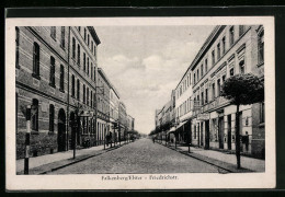 AK Falkenberg / Elster, Friedrichstrasse Mit Geschäften  - Falkenberg