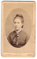 Fotografie A. Matthaey, Bautzen, Junge Dame Mit Flechtfrisur  - Anonymous Persons