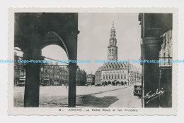 C015963 Arras. La Petite Place Et Les Arcades. Fauchois - Monde