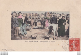  B11- 62) BERCK PLAGE - DEBARQUEMENT DU POISSON - ( TRES ANIMEE - COLORISEE ) - Berck