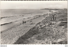 E14- 17) ILE D'OLERON - ST. DENIS - LA PLAGE DES HUTTES  - (ARJAC PHOTO - 2 SCANS) - Ile D'Oléron