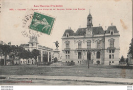 F4-  65) TARBES - L' HOTEL DE VILLE ET NOUVEL HOTEL DES POSTES - Tarbes