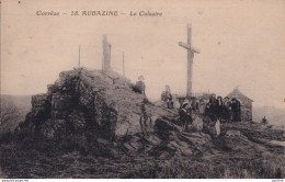 E12-19) AUBAZINE (CORREZE) LE CALVAIRE  - ANIMEE - PERONNAGES -  ( 2 SCANS ) - Andere & Zonder Classificatie