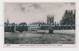 C016120 Oxford. Merton Fields. Merton College And Old City Wall. C. Richter. RP - Monde