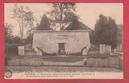 Rossignol - Monument Où Reposent 120 Fusillés, Tués à Arlon Le 26 Août 1914 ( Voir Verso ) - Tintigny