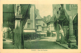 22 - DINAN - SOUS LES PORCHES - Dinan