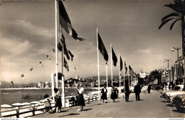 NÂ°15278 Z -cpsm Cannes -la Promenade De La Croisette- - Cannes