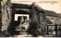NÂ°16857 Z -cpa Chevreuse -porte D'entrÃ©e Des Communs De L'ancien ChÃ¢teau- - Chevreuse