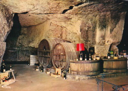 A244458 - En Anjou Une Cave Dégustation Maine Et Loire Postcard France - Les Ponts De Ce