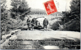 AUTOMOBILE - PARIS PEKIN - Un Vehicule Embourbe  - Autres & Non Classés