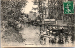 45 MALESHERBES - Garage De Bateaux  - Malesherbes