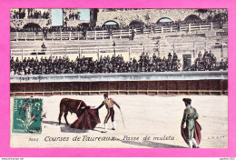 Corrida-39P66 Courses De Taureaux, La Passe De Muleta, Cpa Colorisée, BE - Stierkampf