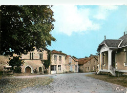 79 - Limalonges - La Place De La Mairie Et Ancienne Maison - CPM - Voir Scans Recto-Verso - Other & Unclassified