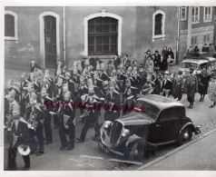 87- LIMOGES-  CARNAVAL  1952- FANFARE MUSIQUE-  RICARD -TRACTION AVANT  -RARE PHOTO ORIGINALE - Europa