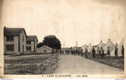 NÂ°35782 Z -cpa Camp De Sissonne -une AllÃ©e- - Barracks