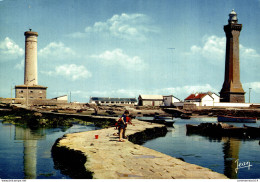 NÂ°38804 Z -cpsm Penmarc'h -les Deux Phares- - Lighthouses