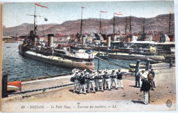 83 - TOULON - Le Petit Rang - Exercice Des Fusiliers - Toulon