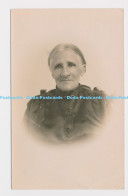 C016652 Women Portrait - Monde