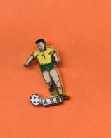 Rare Pins Football Ass Egf D371 - Calcio