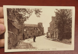 CPA 85 @ SAINT PIERRE DU CHEMIN - L'entrée Du Bourg - Editeur : Jehly Poupin De Mortagne - Autres & Non Classés