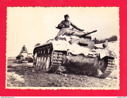 Matériel-113A88  Photo Un Char Panzerkampfwagen, PZKPFW Type A - Ausrüstung