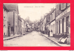 F-28-Courville-04A104  La Rue De L'Ecu, Hôtel De L'Ecu De Bretagne, Animation, Cpa  - Courville