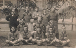 SPORTS -  Football - A.W FC - 1921 - Joueurs Et Entraineur - Carte Photo - Carte Postale Ancienne - Football