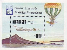 Nicaragua Avion Airplane Montgolfière Ballon Balloon MNH ** Neuf SC ( A53 549b) - Airships