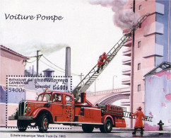 Cambodge Pompier Pompiers Fire Firefighting Firefighter Firefighters Incendie Camion Truck MNH ** Neuf SC ( A53 782) - Firemen