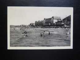 CABOURG   La Plage à Marée Haute  Années 50 - Cabourg