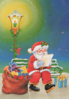 SANTA CLAUS CHRISTMAS Holidays Vintage Postcard CPSM #PAK614.GB - Santa Claus