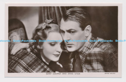 C018733 Gary Cooper And Anna Sten. United Artists. Film Partners Series. No. P. - World