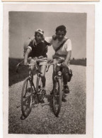 Snapshot Copain Velo Duo Equilibre Randonnée Ballade Vacances - Anonymous Persons