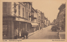 MANTES-sur-SEINE (Yvelines): Rue Porte-aux-Saints - Mantes La Ville